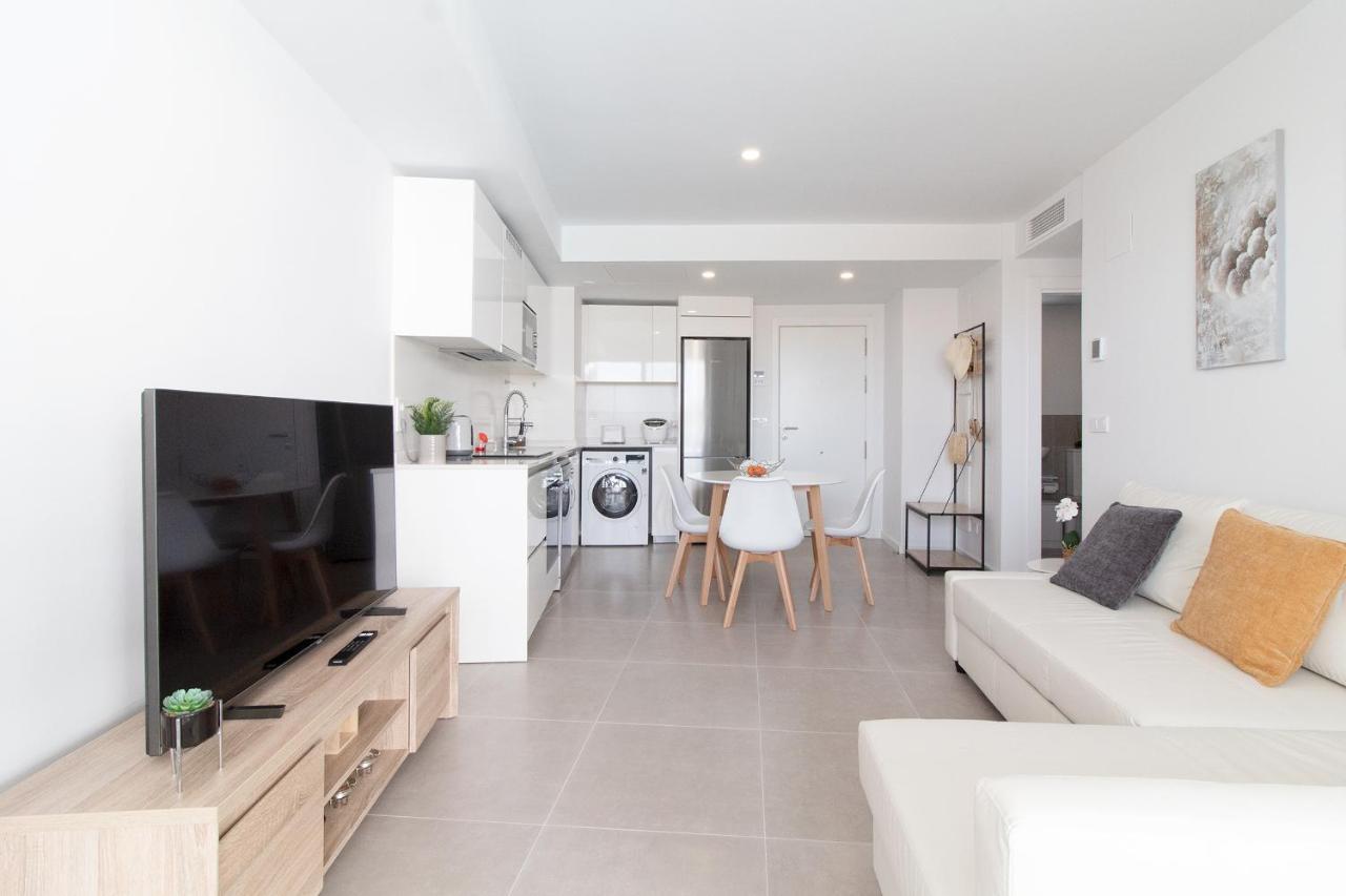 Global Properties, Apartamento Con Terraza Y Vistas A La Piscina En Gran Canet 카넷드버렝구어 외부 사진