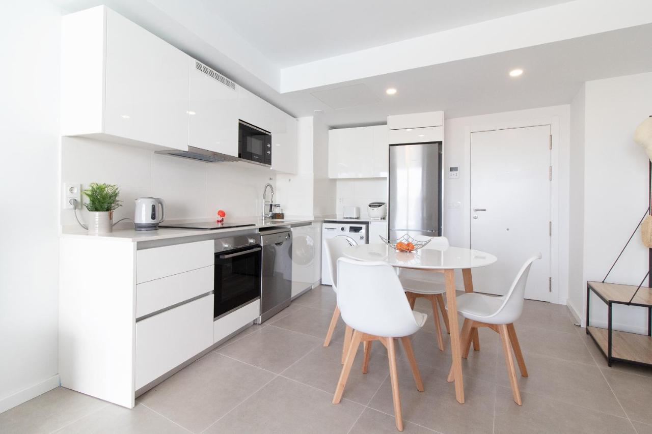 Global Properties, Apartamento Con Terraza Y Vistas A La Piscina En Gran Canet 카넷드버렝구어 외부 사진