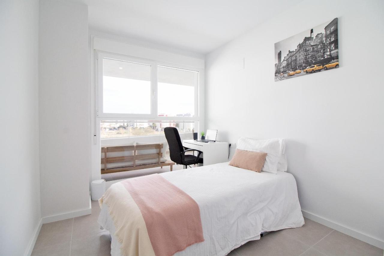 Global Properties, Apartamento Con Terraza Y Vistas A La Piscina En Gran Canet 카넷드버렝구어 외부 사진
