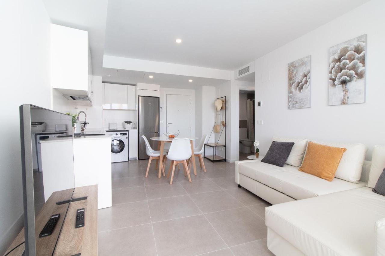 Global Properties, Apartamento Con Terraza Y Vistas A La Piscina En Gran Canet 카넷드버렝구어 외부 사진