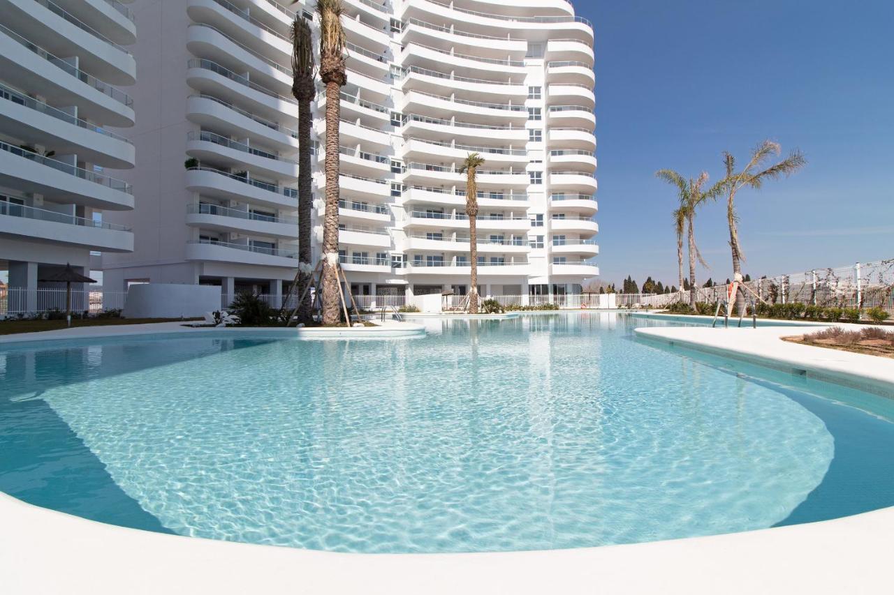 Global Properties, Apartamento Con Terraza Y Vistas A La Piscina En Gran Canet 카넷드버렝구어 외부 사진