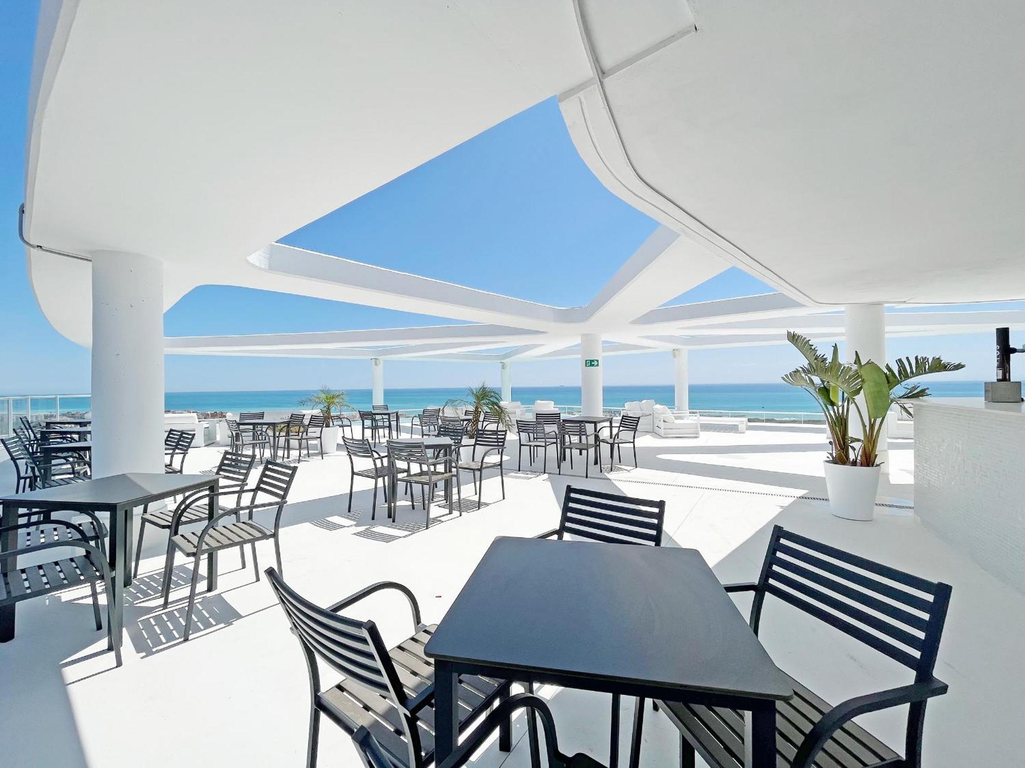 Global Properties, Apartamento Con Terraza Y Vistas A La Piscina En Gran Canet 카넷드버렝구어 외부 사진